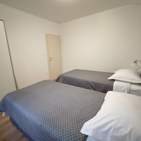 Apartment Soric Trogir Eksteriør bilde