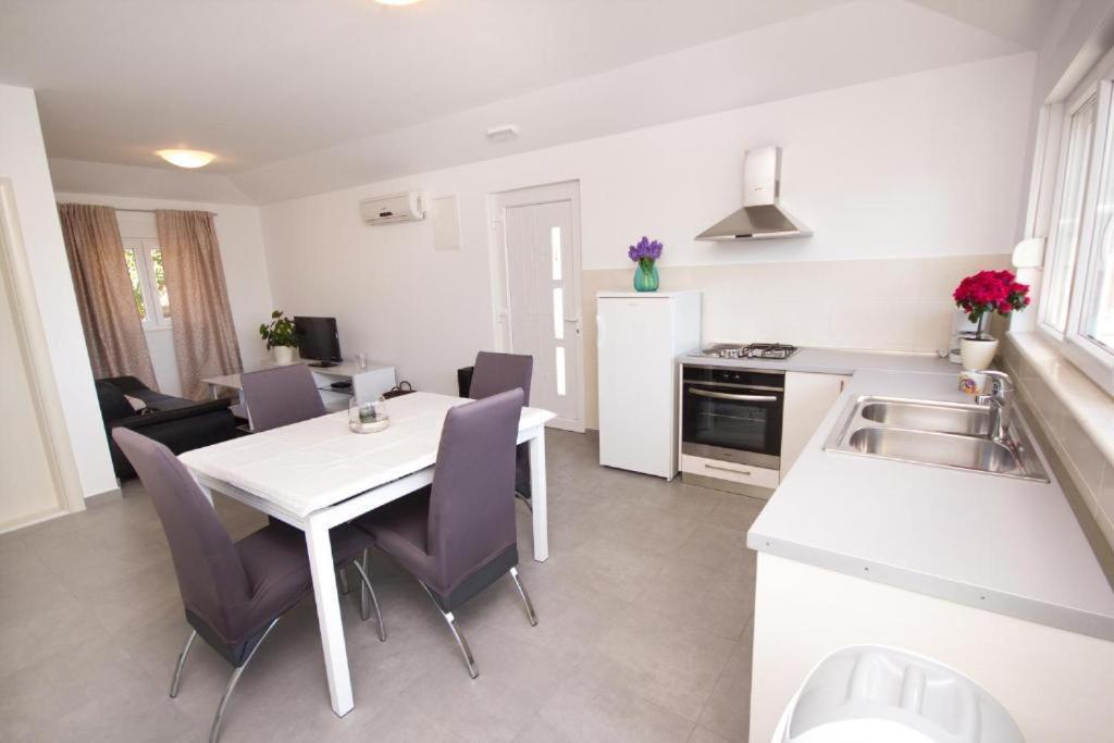 Apartment Soric Trogir Eksteriør bilde
